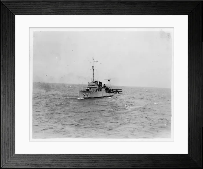 Framed Print : United States Navy - Destroyer DD-293 - USS Billingsley Framed Print : United States Navy - Destroyer DD-293 - USS Billingsley
