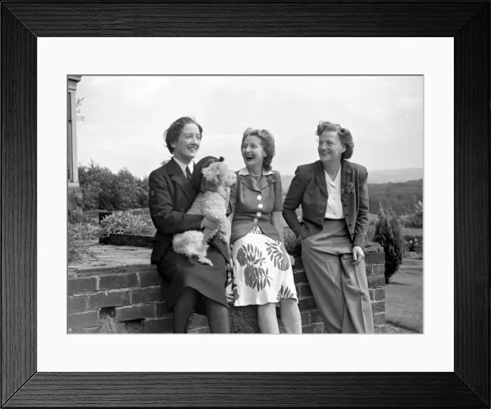Framed Print : Gracie Fields with friends Framed Print : Gracie Fields with friends