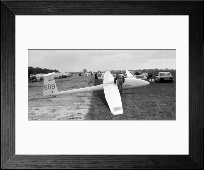 Framed Print : SZD Jantar Standard 609
