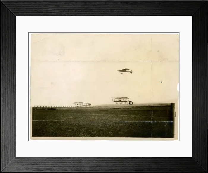 Framed Print : Hubert Latham, Henry Farman and Roger Sommer at Riems Framed Print : Hubert Latham, Henry Farman and Roger Sommer at Riems