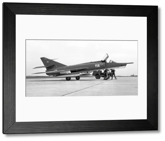 Framed Print : Dassault Etendard IVP 114 Framed Print : Dassault Etendard IVP 114
