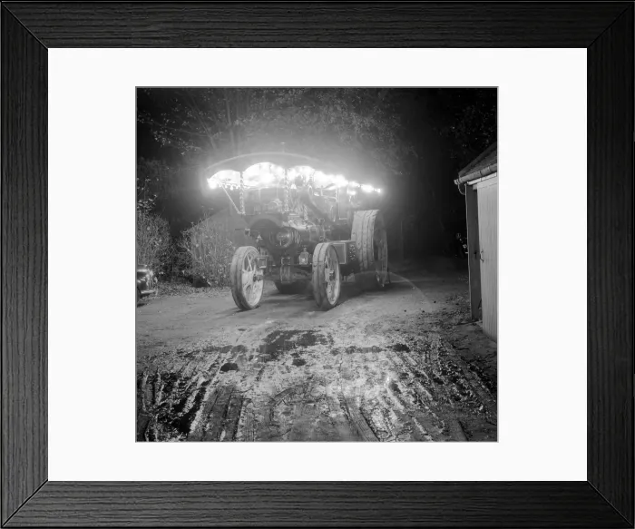 Framed Print : Burrell Showman's Road Locomotive #3909, Winston Churchill Framed Print : Burrell Showman's Road Locomotive #3909, Winston Churchill