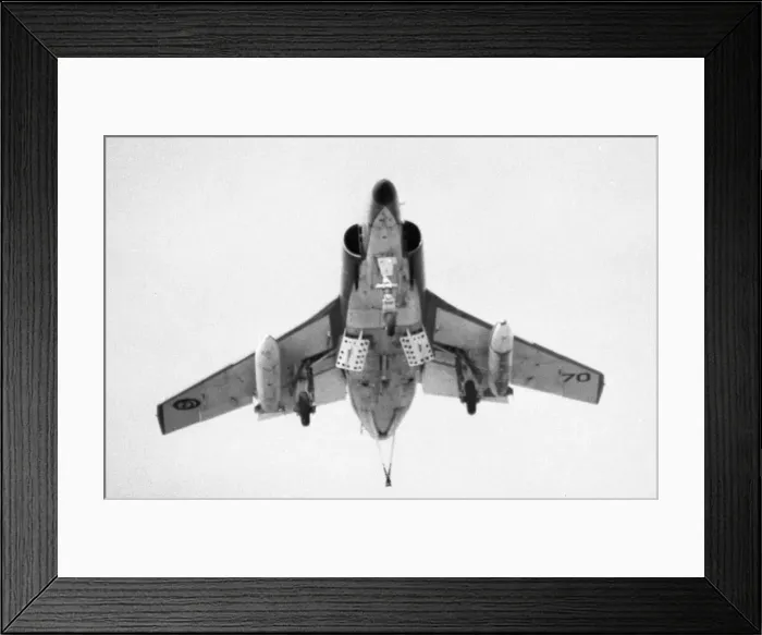 Framed Print : Dassault-Breguet Super etendard 70 Framed Print : Dassault-Breguet Super etendard 70