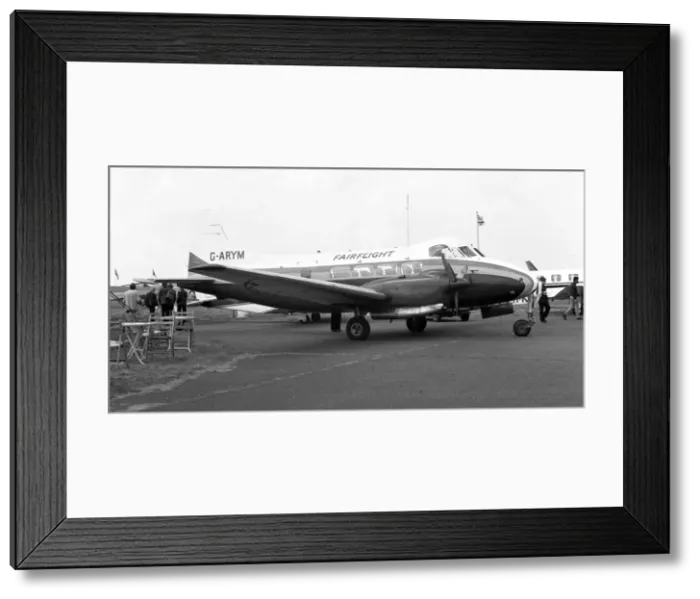 Framed Print : de Havilland DH. 104 Dove 8 G-ARYM Framed Print : de Havilland DH. 104 Dove 8 G-ARYM