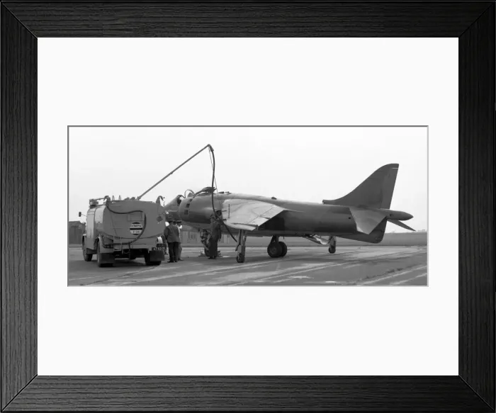 Framed Print : Hawker Siddeley Harrier GR. 1 XV753 Framed Print : Hawker Siddeley Harrier GR. 1 XV753