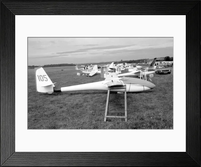 Framed Print : Schleicher ASW15 105 Framed Print : Schleicher ASW15 105