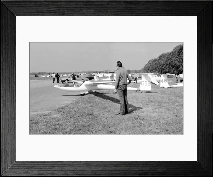 Framed Print : Glaser-Dirks DG-100 699 Framed Print : Glaser-Dirks DG-100 699