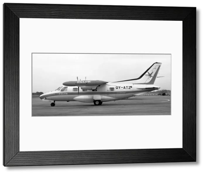 Framed Print : Mitsubishi Mu-2B-35 OY-ATZ Framed Print : Mitsubishi Mu-2B-35 OY-ATZ