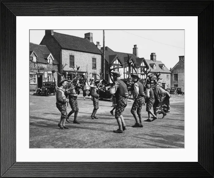 Framed Print : HORN DANCE Framed Print : HORN DANCE