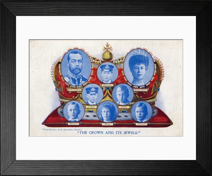 Framed Print : King George V, Queen Mary and their Children Framed Print : King George V, Queen Mary and their Children