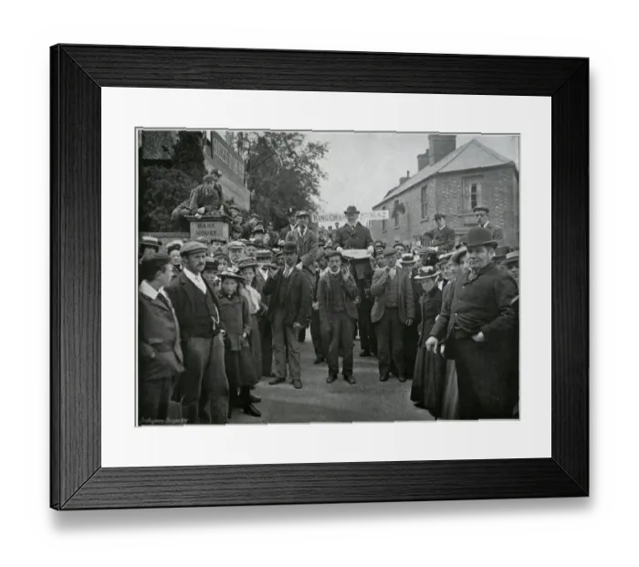Framed Print : Corby Pole Fair, Northamptonshire 1902 Framed Print : Corby Pole Fair, Northamptonshire 1902