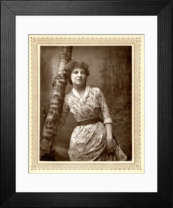 Framed Print : Miss Zeffie Tilbury in Ruths Romance - The Theatre Magazine Framed Print : Miss Zeffie Tilbury in Ruths Romance - The Theatre Magazine