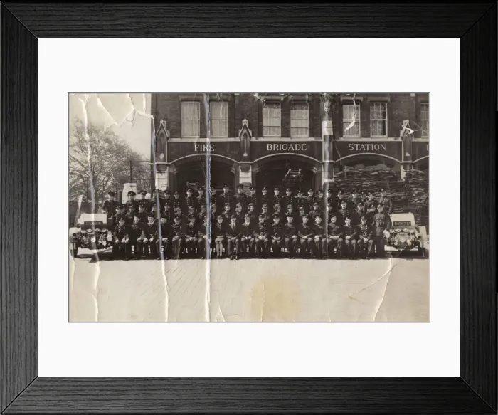 Framed Print : Group photo, AFS men and women, Dulwich, WW2 Framed Print : Group photo, AFS men and women, Dulwich, WW2