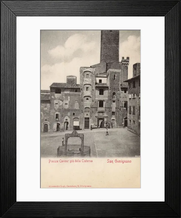 Framed Print : Piazza Cavour, San Gimignano, Tuscany, Italy Framed Print : Piazza Cavour, San Gimignano, Tuscany, Italy