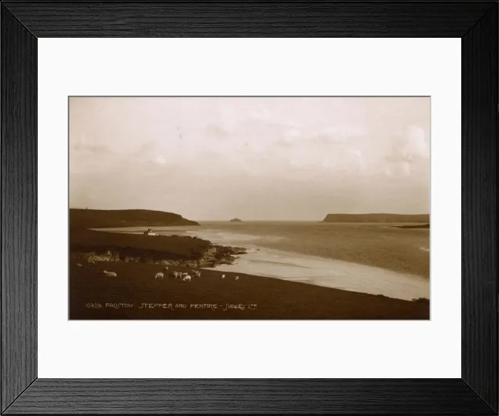 Framed Print : Padstow, Stepper and Pentire, North Cornwall Framed Print : Padstow, Stepper and Pentire, North Cornwall