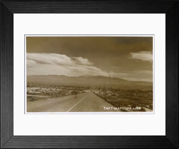Framed Print : Taft-Maricopa Road, Kern County, California, USA Framed Print : Taft-Maricopa Road, Kern County, California, USA
