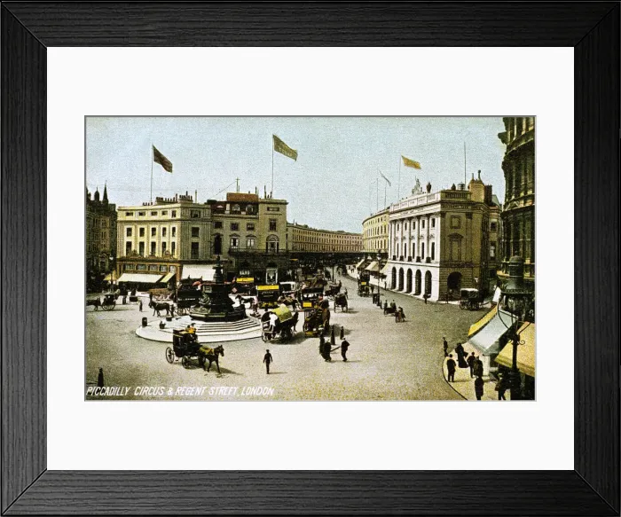Framed Print : View of the traffic at Piccadilly Circus, London Framed Print : View of the traffic at Piccadilly Circus, London