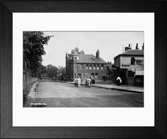 Framed Print : Stanmore Hill, Stanmore, Middlesex Framed Print : Stanmore Hill, Stanmore, Middlesex