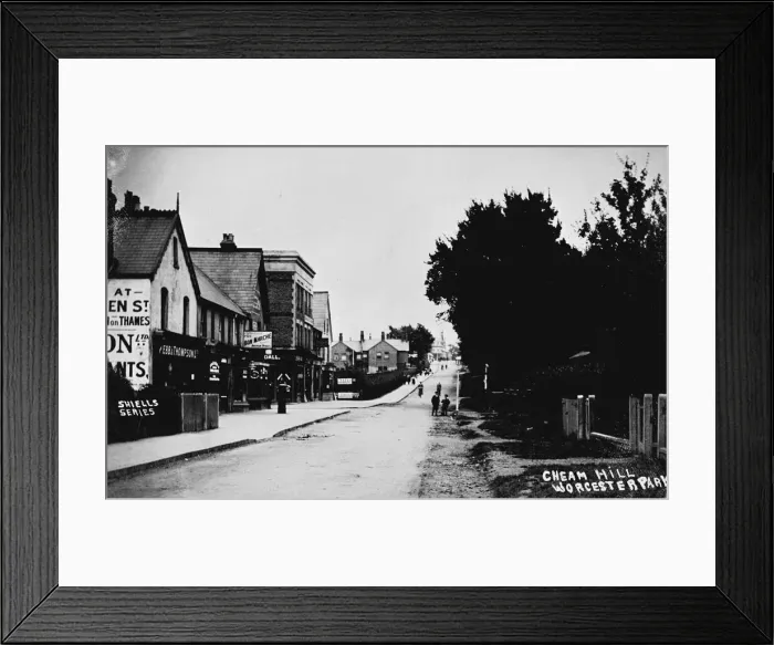 Framed Print : Cheam Hill, Worcester Park, SW London (Surrey) Framed Print : Cheam Hill, Worcester Park, SW London (Surrey)