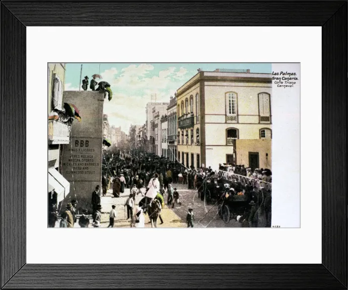 Framed Print : Calle Triana, Las Palmas, Gran Canaria, Canary Islands Framed Print : Calle Triana, Las Palmas, Gran Canaria, Canary Islands