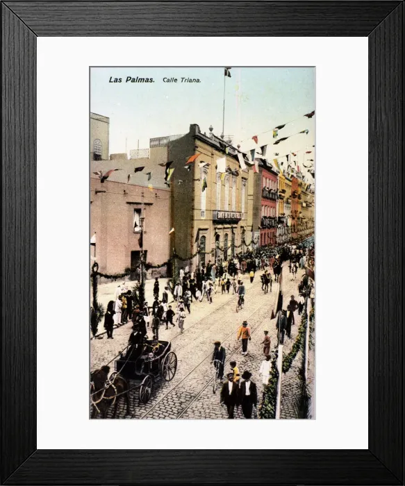 Framed Print : Calle Triana, Las Palmas, Gran Canaria, Canary Islands Framed Print : Calle Triana, Las Palmas, Gran Canaria, Canary Islands