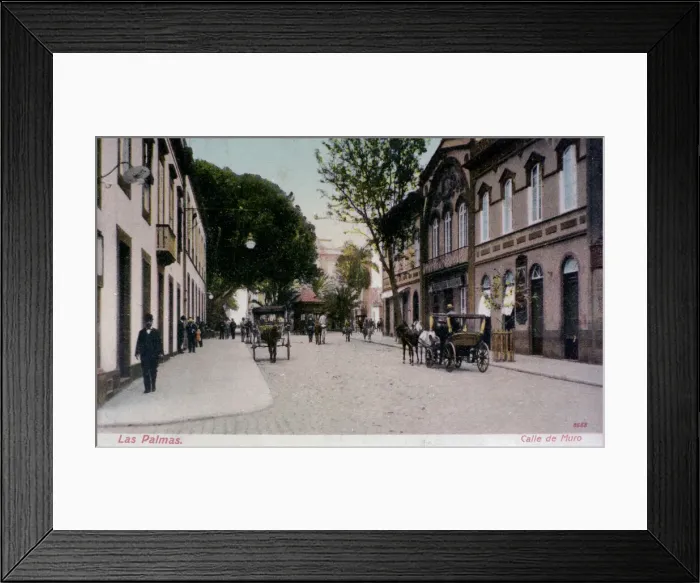 Framed Print : Calle de Muro, Las Palmas, Gran Canaria, Canary Islands Framed Print : Calle de Muro, Las Palmas, Gran Canaria, Canary Islands