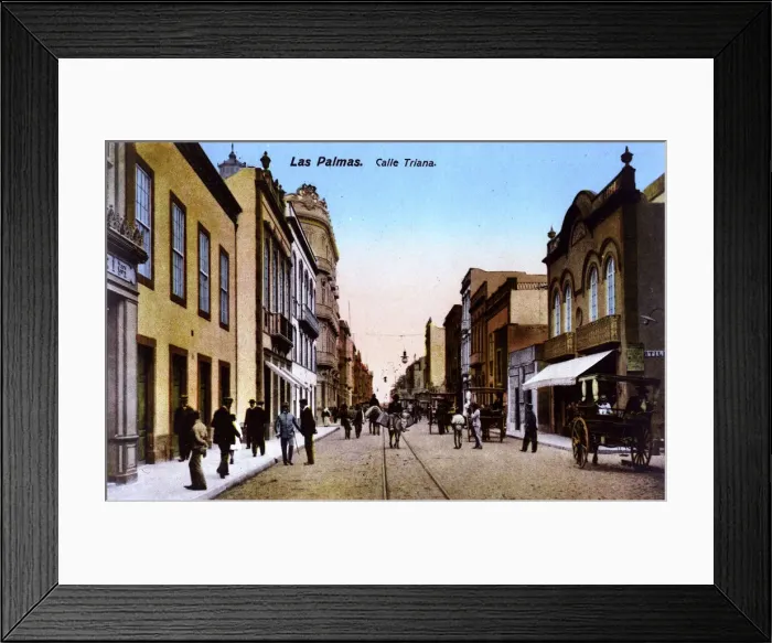 Framed Print : Calle Triana, Las Palmas, Gran Canaria, Canary Islands Framed Print : Calle Triana, Las Palmas, Gran Canaria, Canary Islands