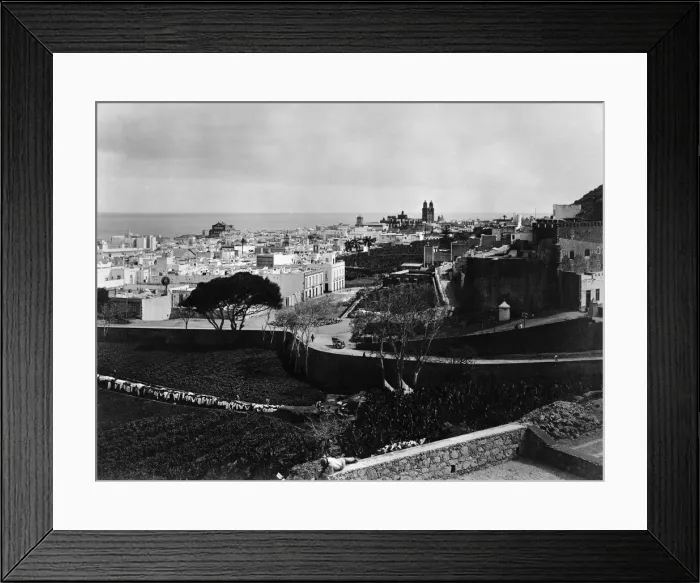 Framed Print : View of Gran Canaria, Las Palmas, Canary Islands Framed Print : View of Gran Canaria, Las Palmas, Canary Islands