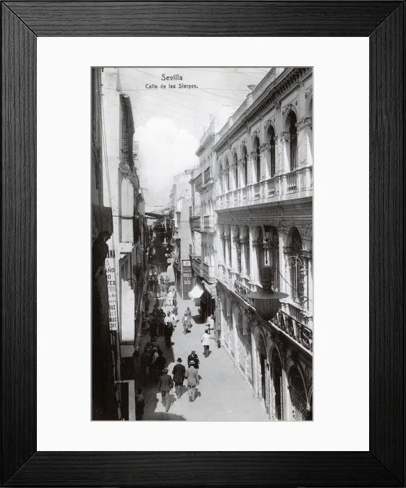 Framed Print : Calle de las Sierpes, Seville, Spain Framed Print : Calle de las Sierpes, Seville, Spain