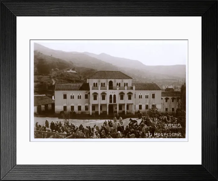 Framed Print : Hostel in Xauen (Chefchaouen), Morocco, North Africa Framed Print : Hostel in Xauen (Chefchaouen), Morocco, North Africa