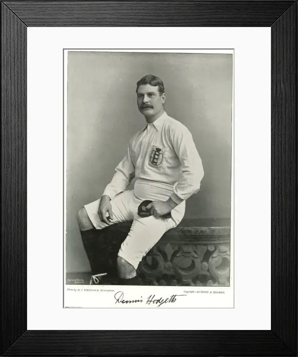 Framed Print : Dennis Hodgetts, Aston Villa and England International Framed Print : Dennis Hodgetts, Aston Villa and England International
