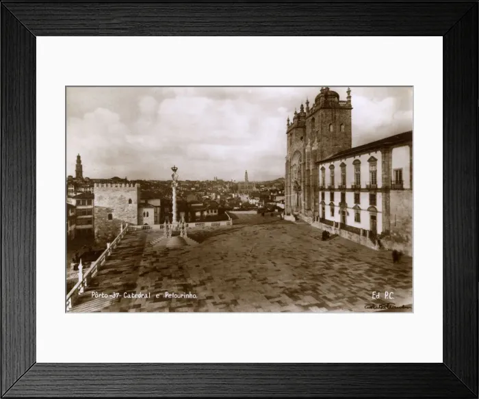 Framed Print : Cathedral of the Assumption, Porto, northern Portugal Framed Print : Cathedral of the Assumption, Porto, northern Portugal