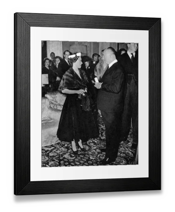 Framed Print : Princess Margaret with Christian Dior at Blenheim fashion sh Framed Print : Princess Margaret with Christian Dior at Blenheim fashion sh