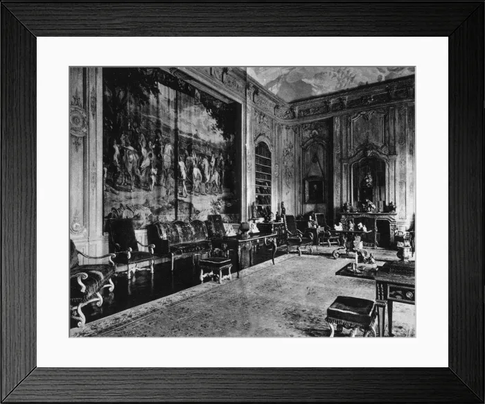 Framed Print : Sir Philip Sassoons home, 25 Park Lane: the boudoir Framed Print : Sir Philip Sassoons home, 25 Park Lane: the boudoir