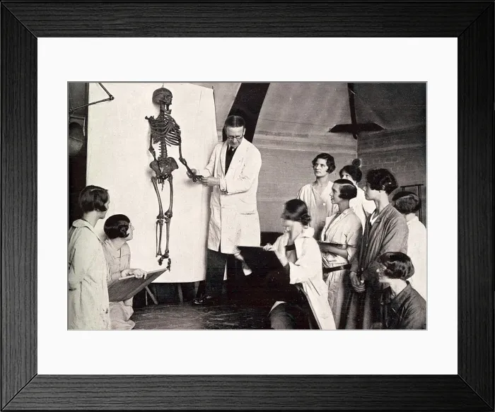 Framed Print : Campden Hill Art School - anatomy class Framed Print : Campden Hill Art School - anatomy class