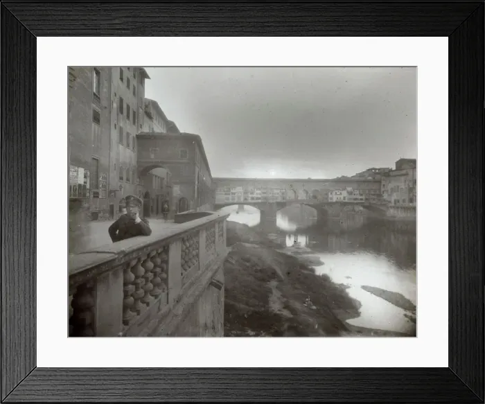 Framed Print : Ponte Vecchio and River Arno, Florence, Italy Framed Print : Ponte Vecchio and River Arno, Florence, Italy