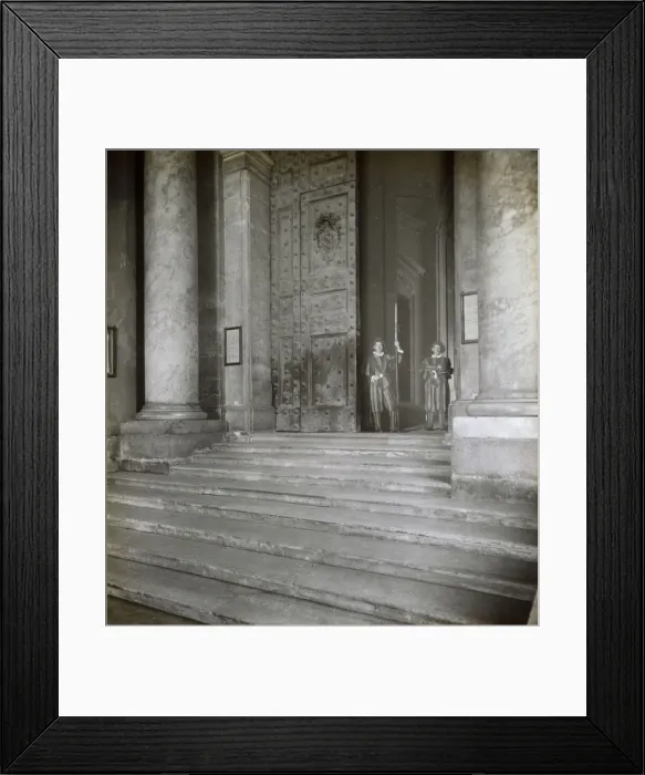 Framed Print : Swiss Guards, St Peters Basilica, Vatican City, Rome, Italy Framed Print : Swiss Guards, St Peters Basilica, Vatican City, Rome, Italy