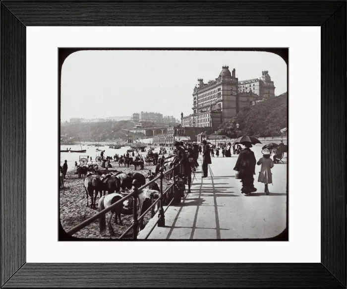 Framed Print : Foreshore Road, Scarborough, North Yorkshire Framed Print : Foreshore Road, Scarborough, North Yorkshire