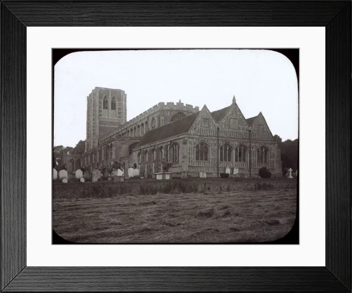Framed Print : Holy Trinity Church, Long Melford, Suffolk Framed Print : Holy Trinity Church, Long Melford, Suffolk