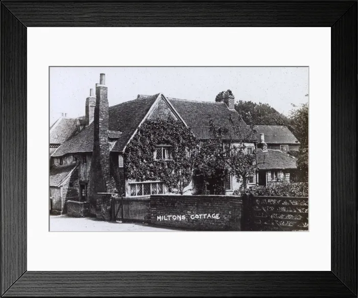 Framed Print : John Miltons cottage, Chalfont St Giles, Buckinghamshire Framed Print : John Miltons cottage, Chalfont St Giles, Buckinghamshire