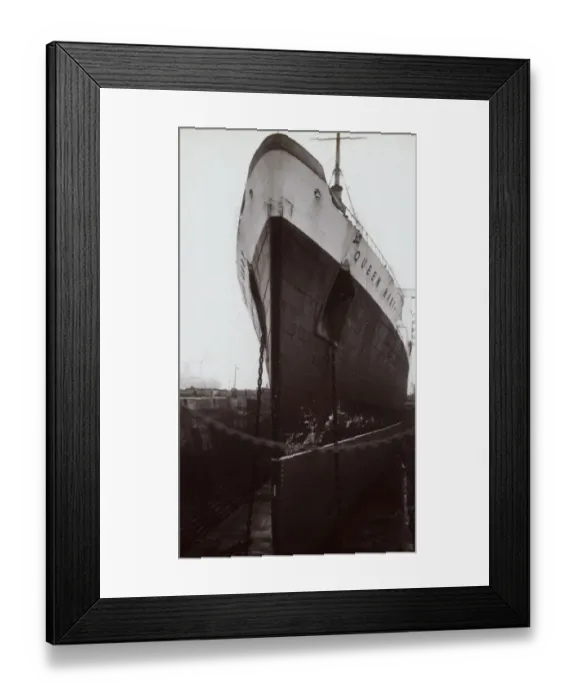 Framed Print : Queen Mary cruise liner Framed Print : Queen Mary cruise liner