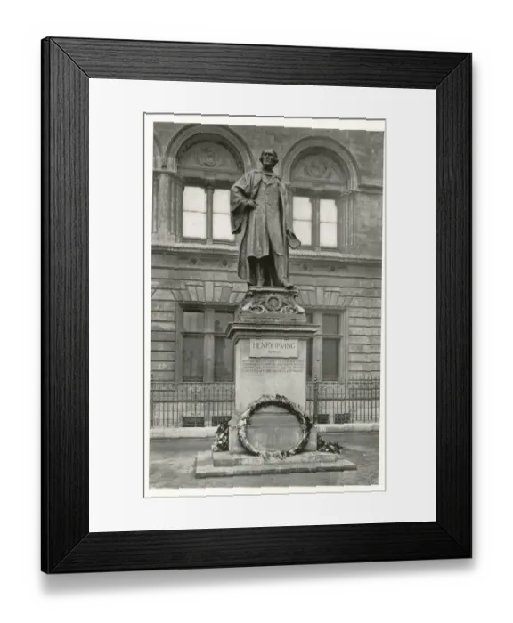 Framed Print : Statue, Sir Henry Irving, Charing Cross Road, London Framed Print : Statue, Sir Henry Irving, Charing Cross Road, London