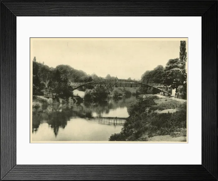 Framed Print : Kingsland Bridge, Shrewsbury, Shropshire Framed Print : Kingsland Bridge, Shrewsbury, Shropshire