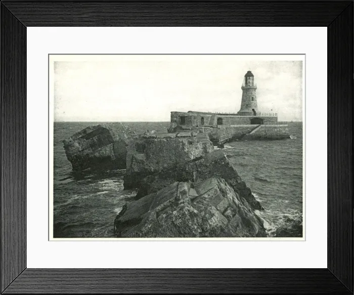 Framed Print : Broken jetty, Tynemouth, South Shields, Tyne and Wear Framed Print : Broken jetty, Tynemouth, South Shields, Tyne and Wear