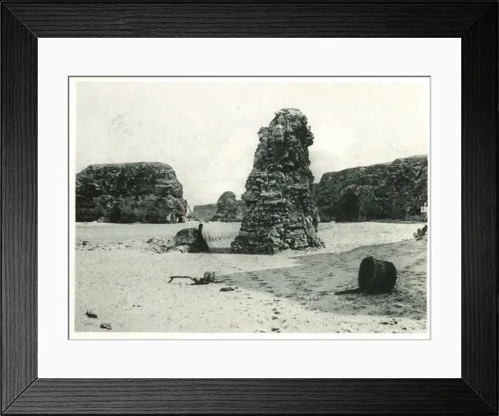 Framed Print : Marsden Beach, South Shields, Tyne and Wear Framed Print : Marsden Beach, South Shields, Tyne and Wear
