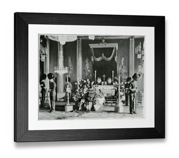 Framed Print : Death of Edward VII - soldiers guard coffin 1910 Framed Print : Death of Edward VII - soldiers guard coffin 1910