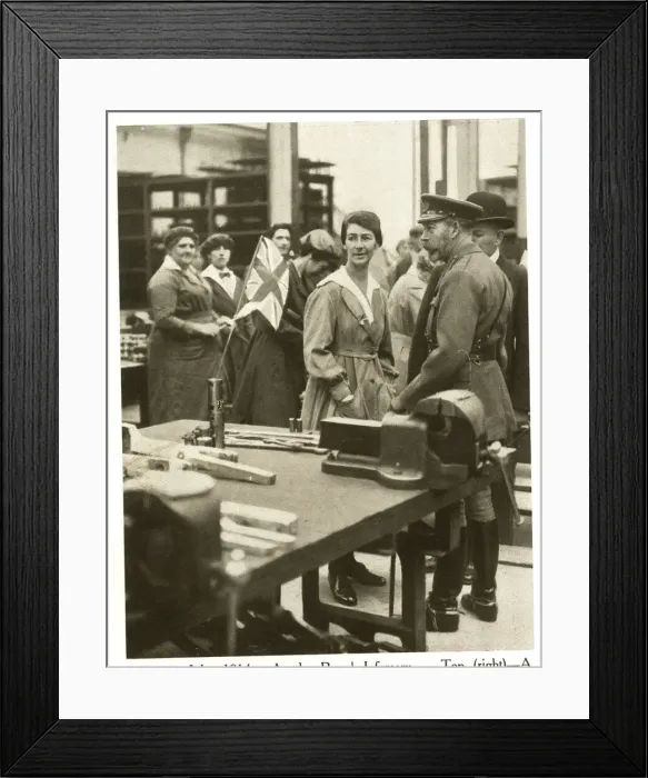Framed Print : King George V visiting a Glasgow factory during WW1 Framed Print : King George V visiting a Glasgow factory during WW1