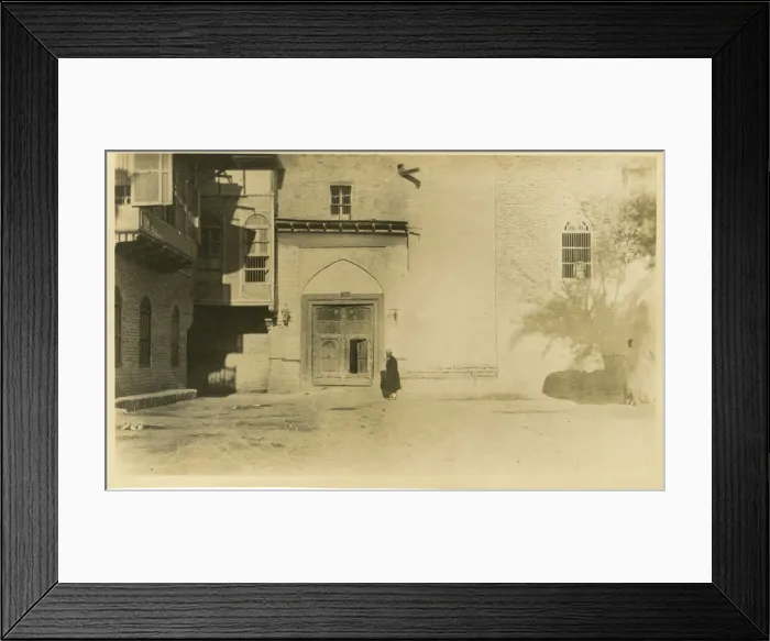 Framed Print : Street scene in Basra, Iraq, WW1 Framed Print : Street scene in Basra, Iraq, WW1