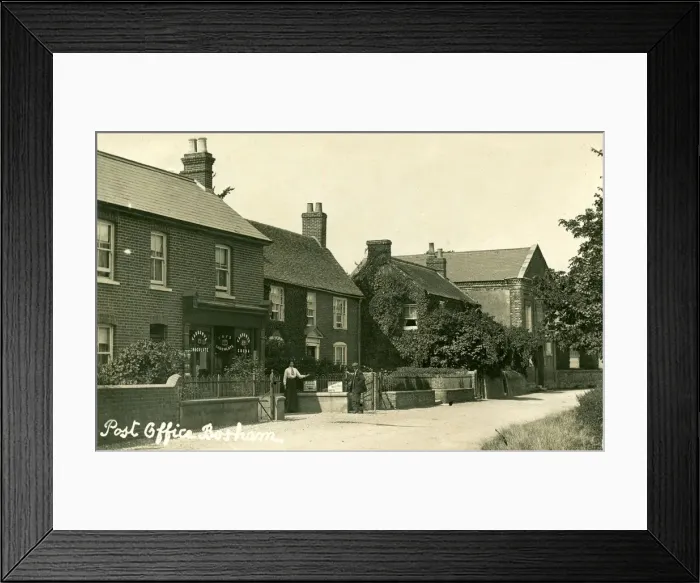 Framed Print : Post Office, Bosham, Chichester, West Sussex Framed Print : Post Office, Bosham, Chichester, West Sussex