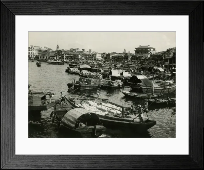 Framed Print : Singapore Harbour Framed Print : Singapore Harbour